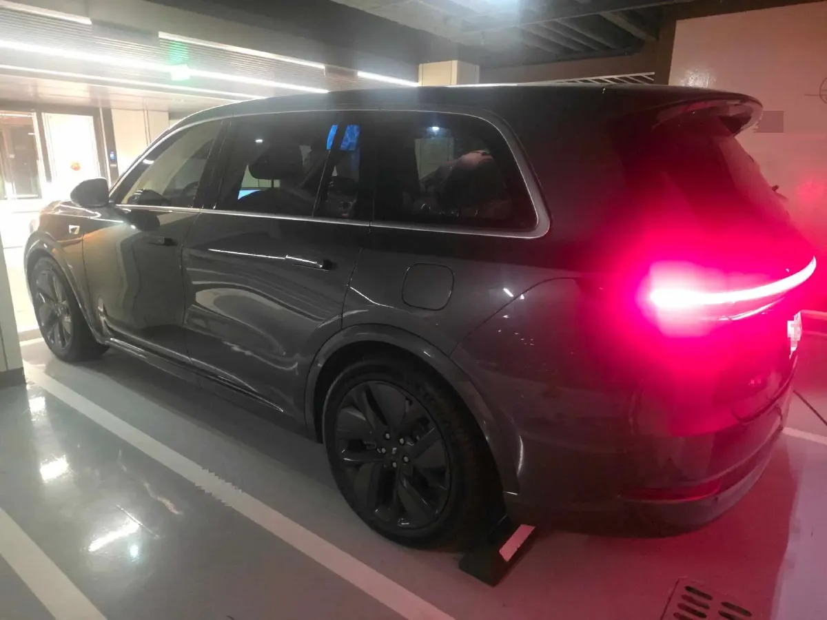 2022 Li L9 Range Extended 154HP REEV 42.6KWH,autocango,china used car exporter,china ev exporter,chinese used car exporter,chinese used ev exporter