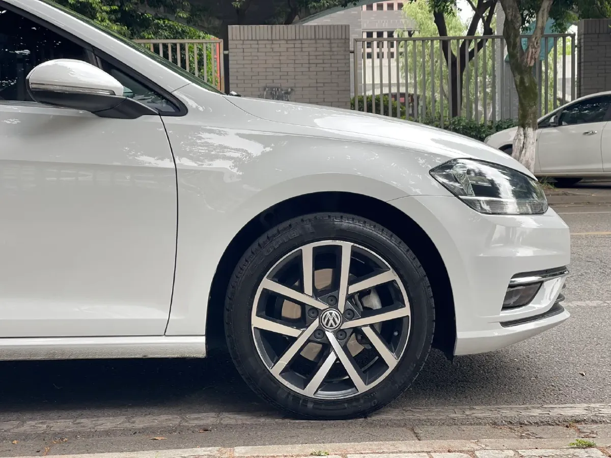 2018 Volkswagen Golf 1.4T 131HP L4 7DCT,autocango,china used car exporter,china ev exporter,chinese used car exporter,chinese used ev exporter