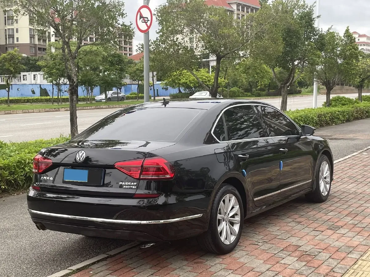 2017 Volkswagen Passat 1.4T 150HP L4 7DCT,autocango,china used car exporter,china ev exporter,chinese used car exporter,chinese used ev exporter