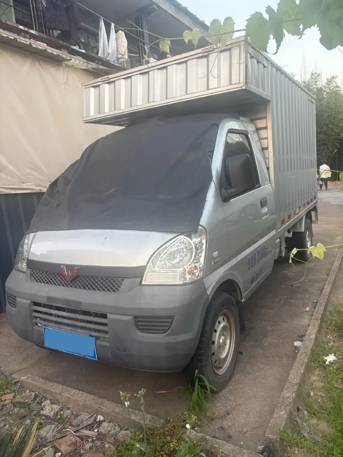 2021 WuLing RongGuang Mini Truck 1.5L 99HP L4 5MT,autocango,china used car exporter,china ev exporter,chinese used car exporter,chinese used ev exporter