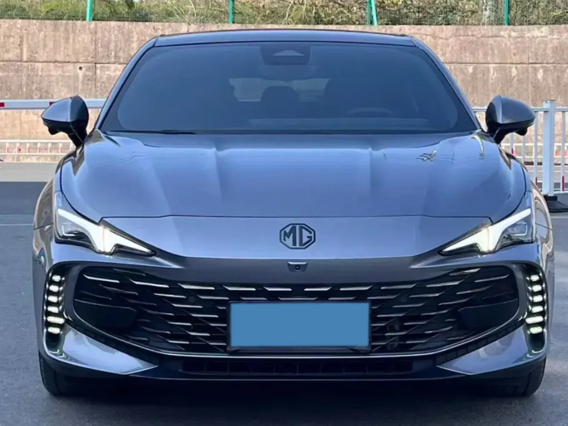 2023 MG 7 2.0T 261HP L4 9AT,autocango,china used car exporter,china ev exporter,chinese used car exporter,chinese used ev exporter