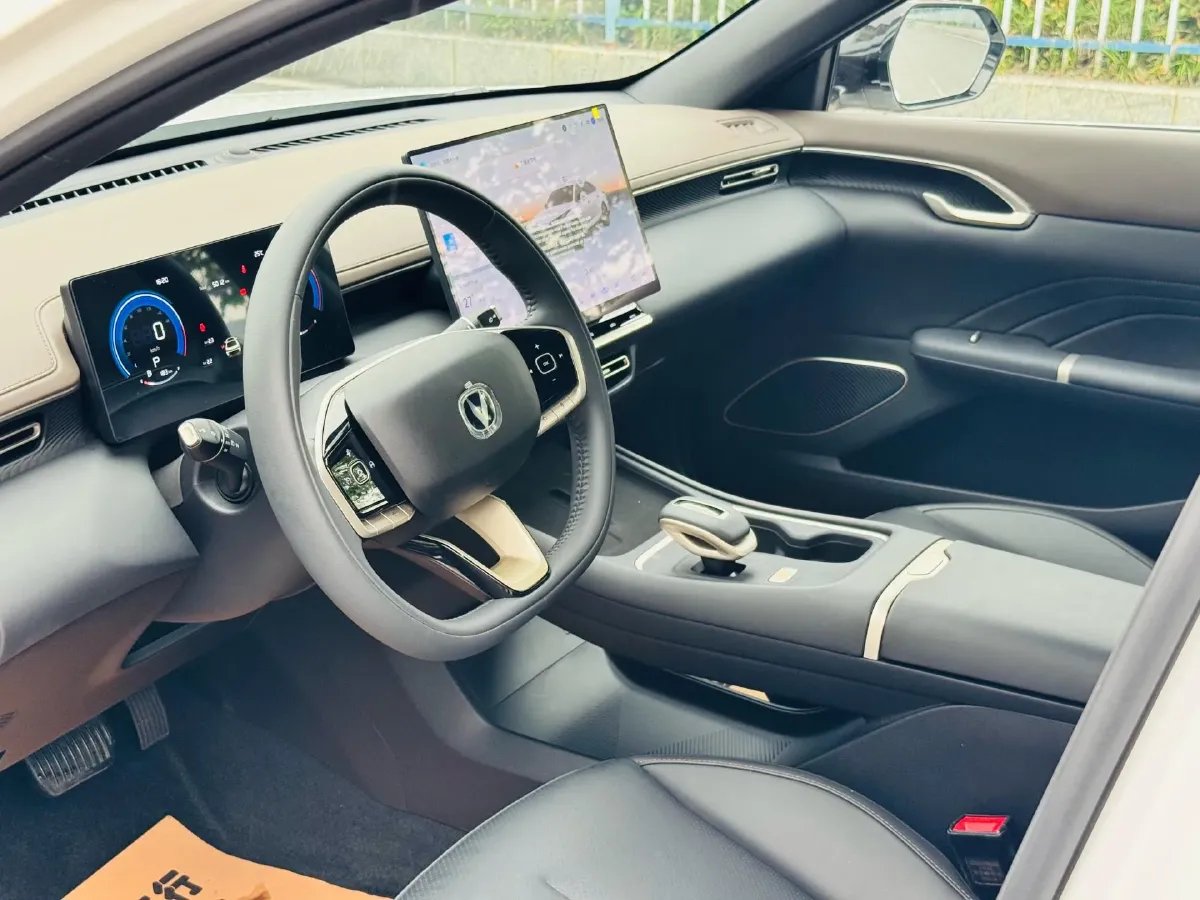2026 ChangAn Eado 1.5T 192HP L4 7DCT,autocango,china used car exporter,china ev exporter,chinese used car exporter,chinese used ev exporter