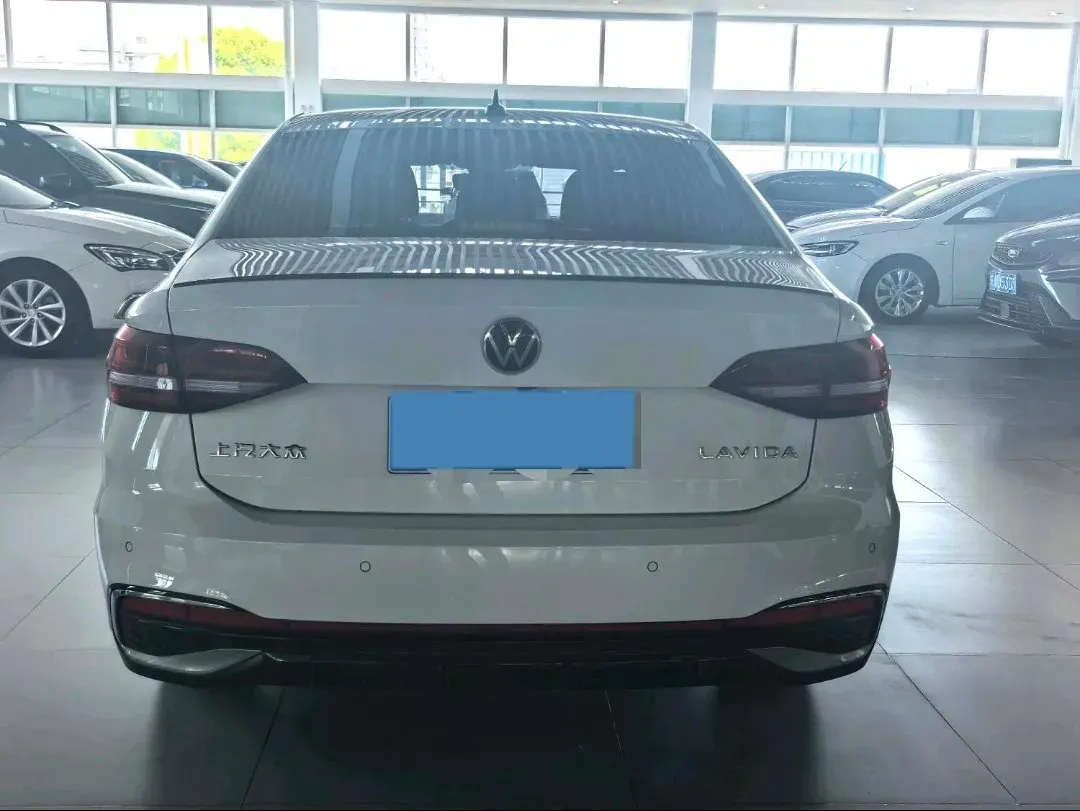 2024 Volkswagen Lavida 1.5T 160HP L4 7DCT,autocango,china used car exporter,china ev exporter,chinese used car exporter,chinese used ev exporter