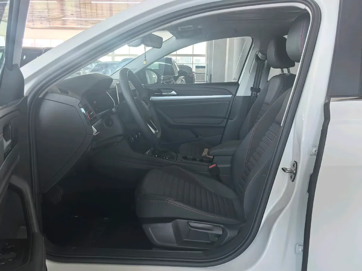 2024 Volkswagen Lavida 1.5T 160HP L4 7DCT,autocango,china used car exporter,china ev exporter,chinese used car exporter,chinese used ev exporter