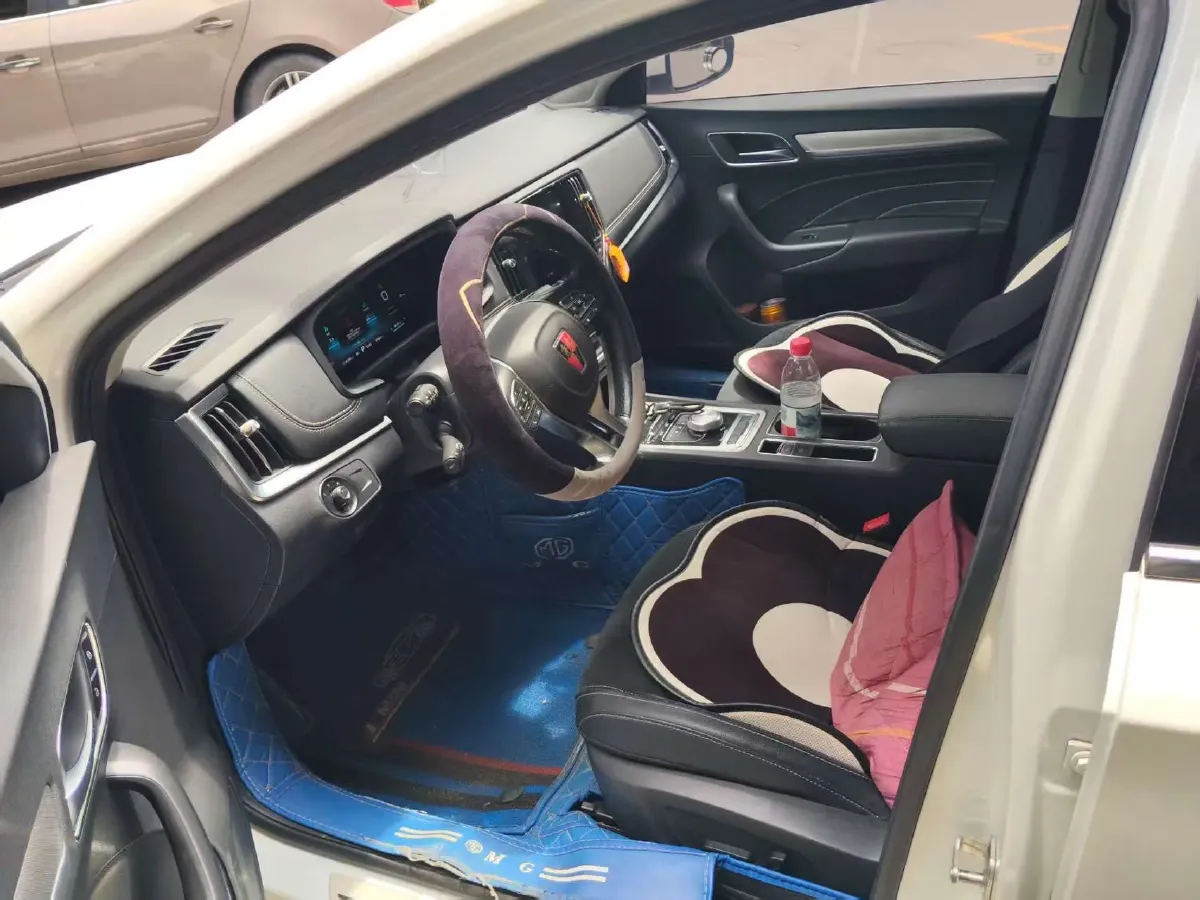 2017 Roewe i6 1.0T 125HP L3 2AT PHEV,autocango,china used car exporter,china ev exporter,chinese used car exporter,chinese used ev exporter