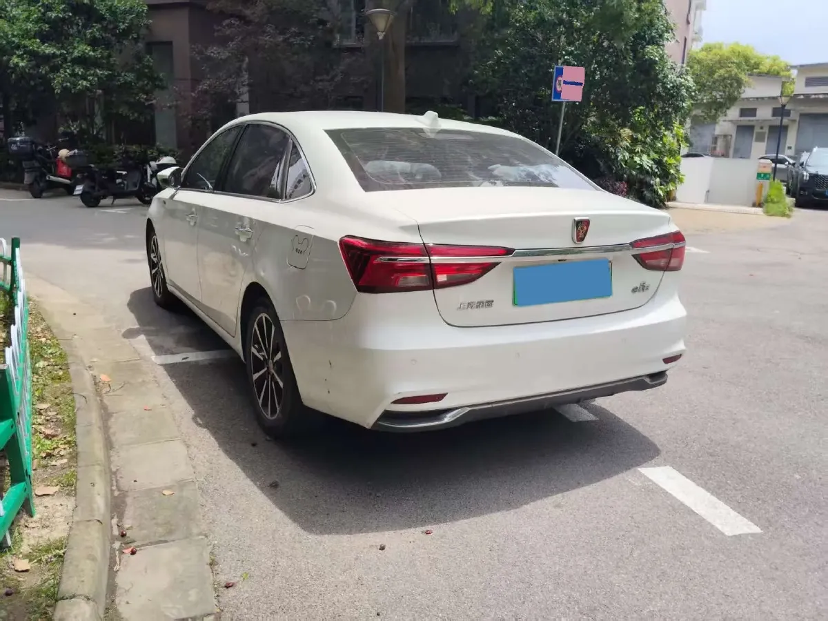 2017 Roewe i6 1.0T 125HP L3 2AT PHEV,autocango,china used car exporter,china ev exporter,chinese used car exporter,chinese used ev exporter