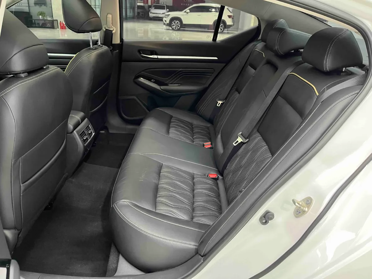 2022 Nissan Teana 2.0L 156HP L4 CVT,autocango,china used car exporter,china ev exporter,chinese used car exporter,chinese used ev exporter