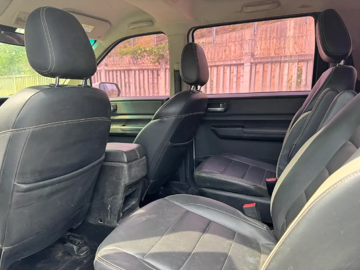 2019 WuLing HongGuang Plus 1.5T 147HP L4 6MT,autocango,china used car exporter,china ev exporter,chinese used car exporter,chinese used ev exporter