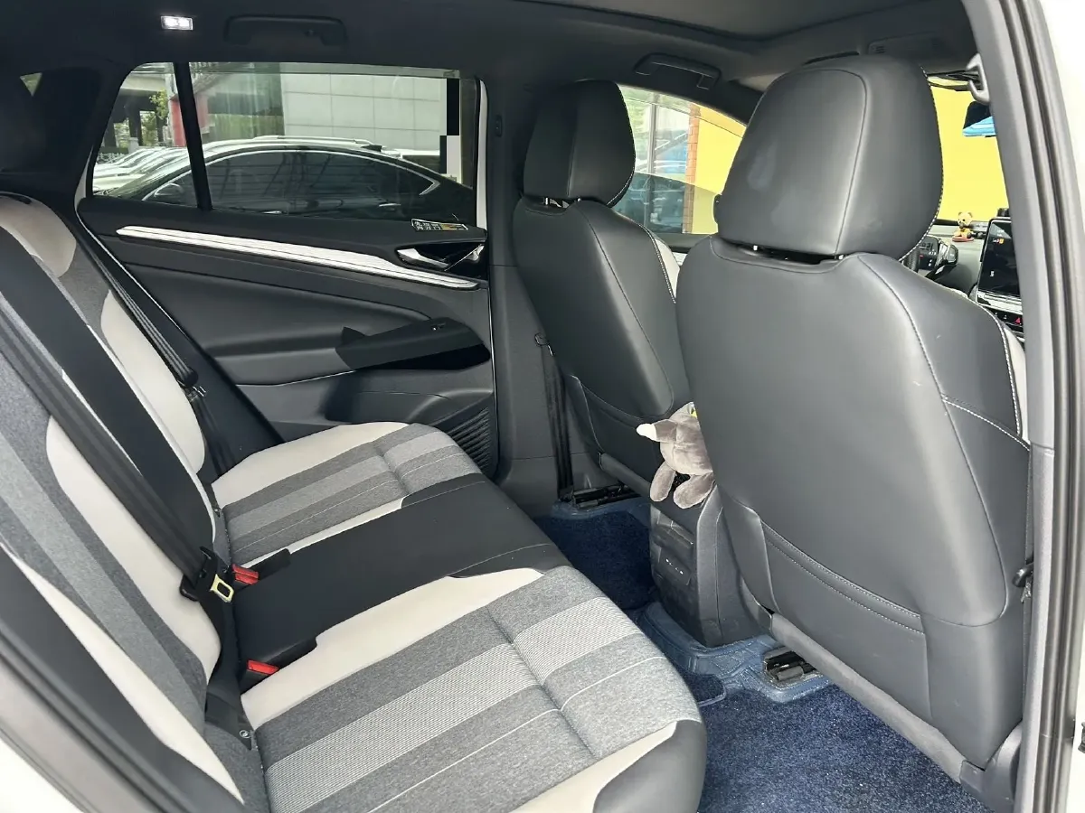 2024 Volkswagen ID.4 Crozz BEV 55.7KWH,autocango,china used car exporter,china ev exporter,chinese used car exporter,chinese used ev exporter