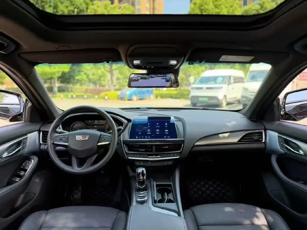 2022 Cadillac CT5 2.0T 237HP L4 10AT,autocango,china used car exporter,china ev exporter,chinese used car exporter,chinese used ev exporter