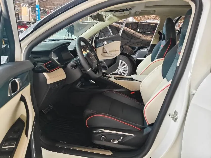 2020 LYNK&CO 06 1.5T 177HP L3 7DCT,autocango,china used car exporter,china ev exporter,chinese used car exporter,chinese used ev exporter
