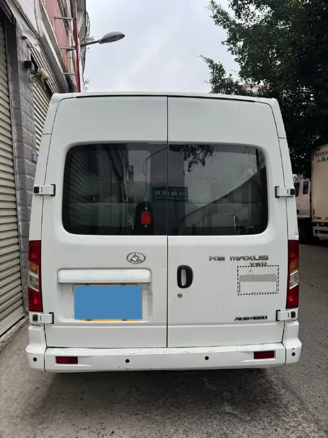 2013 MAXUS Istana 2.3L 130HP L4 5MT,autocango,china used car exporter,china ev exporter,chinese used car exporter,chinese used ev exporter