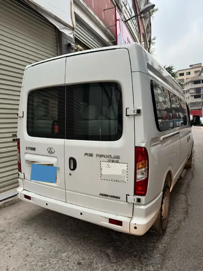 2013 MAXUS Istana 2.3L 130HP L4 5MT,autocango,china used car exporter,china ev exporter,chinese used car exporter,chinese used ev exporter