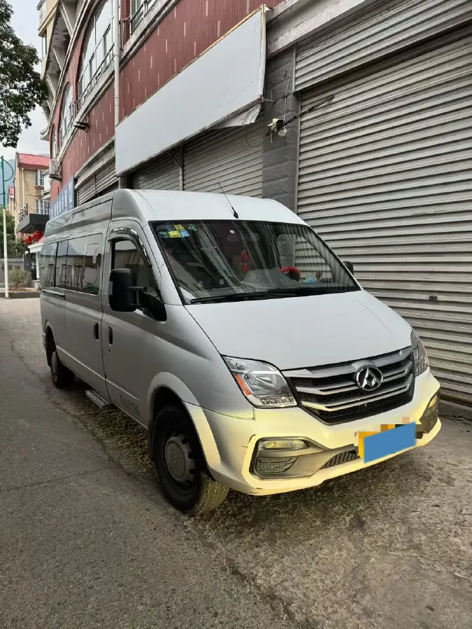 2013 MAXUS Istana 2.3L 130HP L4 5MT,autocango,china used car exporter,china ev exporter,chinese used car exporter,chinese used ev exporter