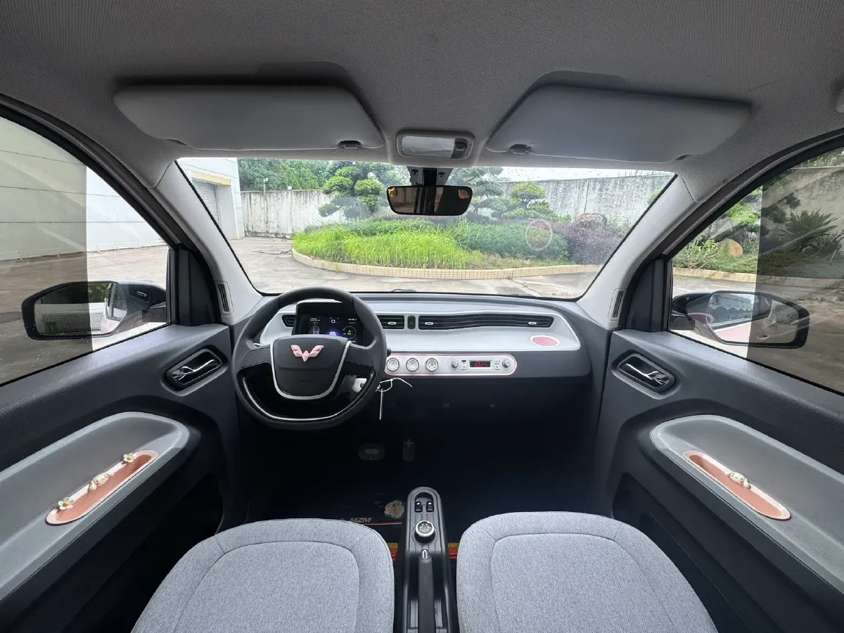 2021 WuLing HongGuang MINI EV BEV 9.3KWH,autocango,china used car exporter,china ev exporter,chinese used car exporter,chinese used ev exporter
