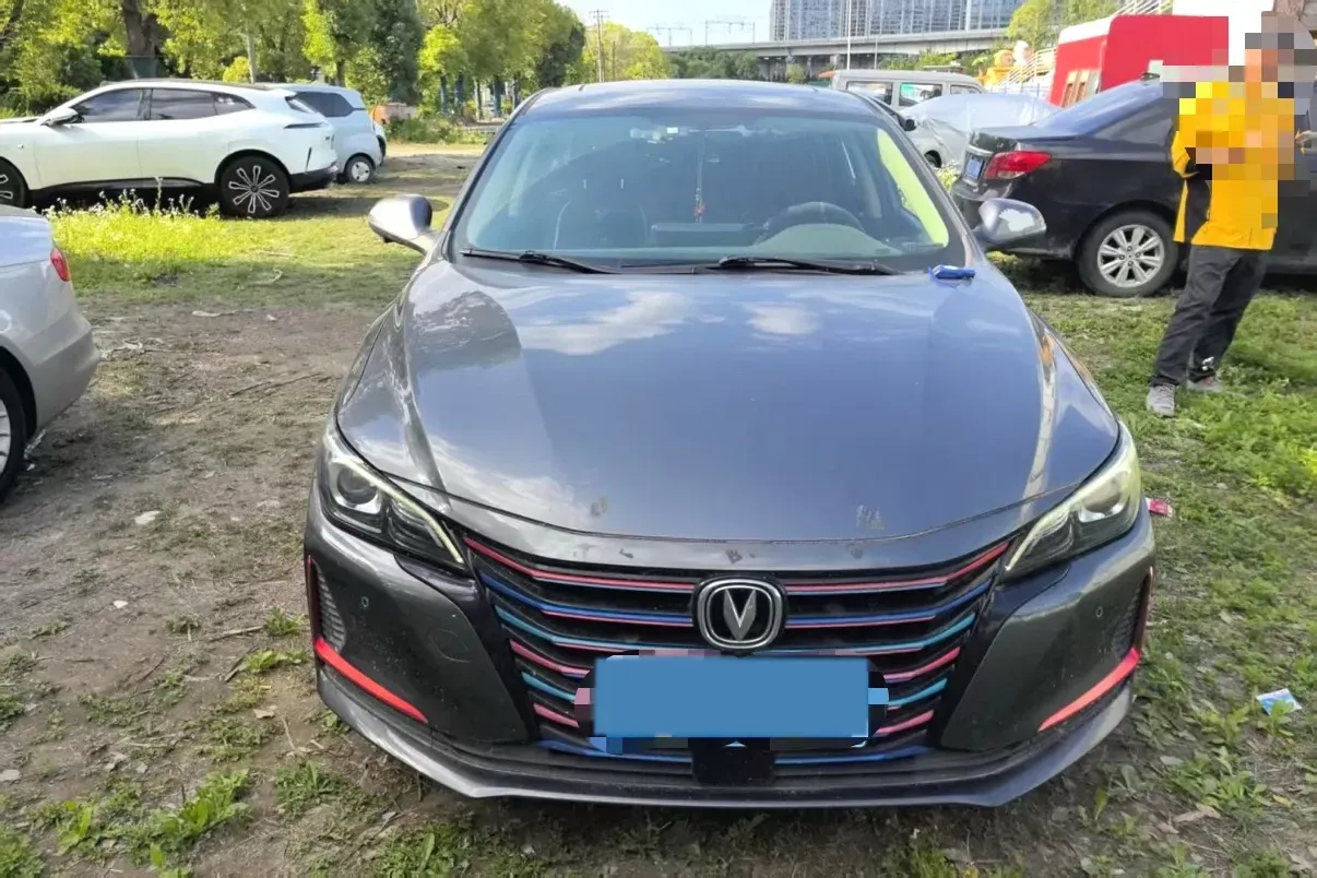2021 ChangAn Raeton CC 1.5T 180HP L4 7DCT,autocango,china used car exporter,china ev exporter,chinese used car exporter,chinese used ev exporter