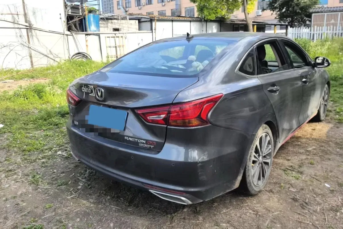 2021 ChangAn Raeton CC 1.5T 180HP L4 7DCT,autocango,china used car exporter,china ev exporter,chinese used car exporter,chinese used ev exporter