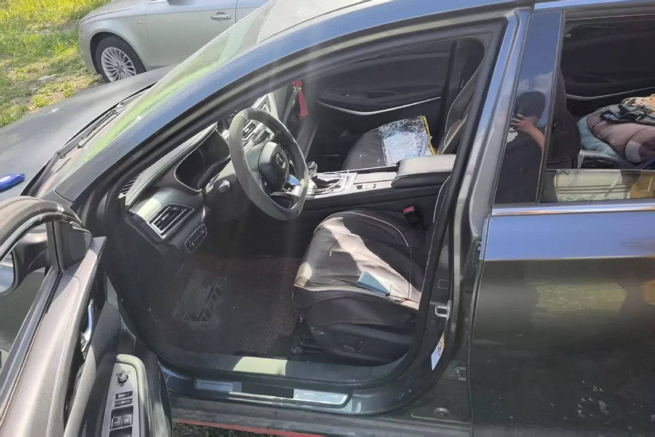 2021 ChangAn Raeton CC 1.5T 180HP L4 7DCT,autocango,china used car exporter,china ev exporter,chinese used car exporter,chinese used ev exporter