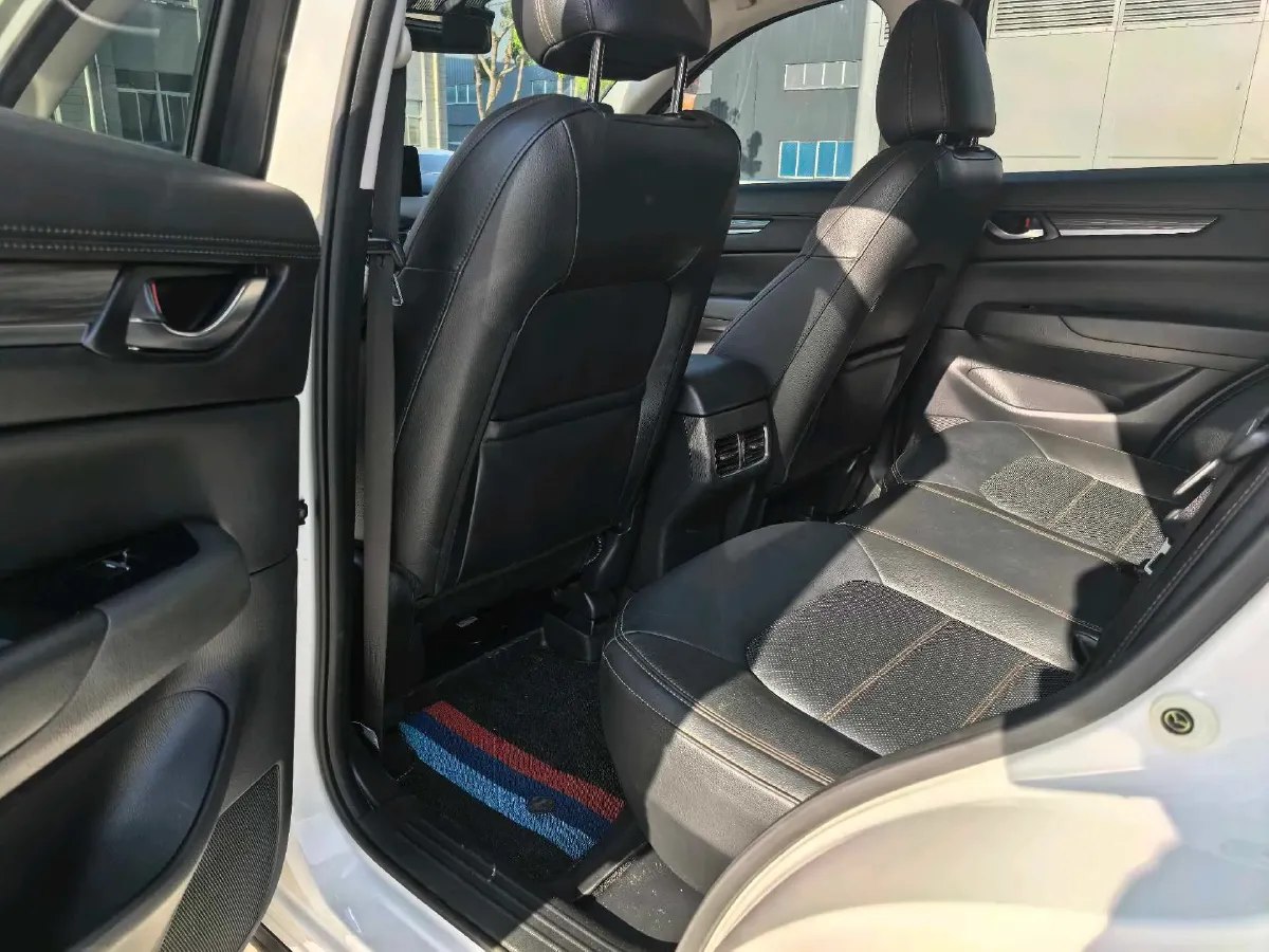 2022 MAXUS XinTu V90 2.0T 150HP L4 6AT,autocango,china used car exporter,china ev exporter,chinese used car exporter,chinese used ev exporter