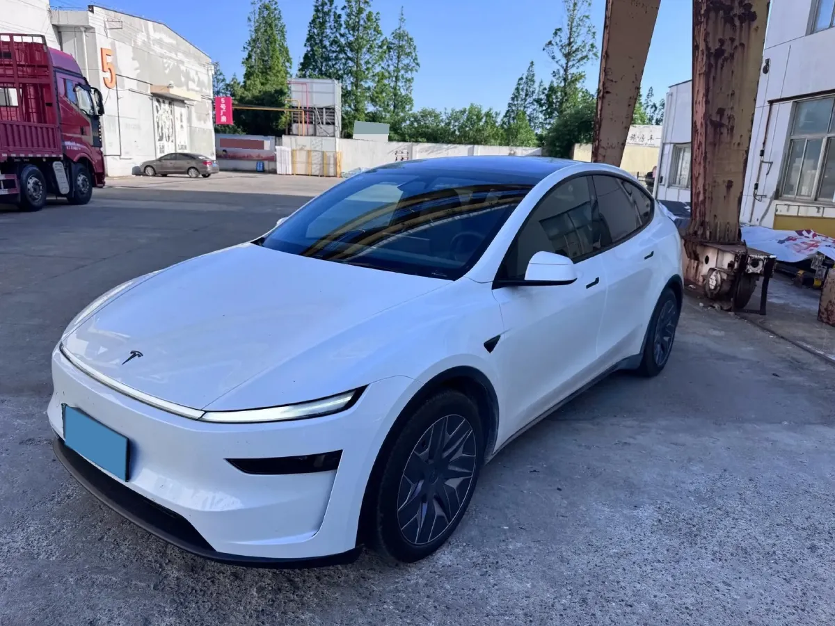 2025 Tesla Model Y L BEV,autocango,china used car exporter,china ev exporter,chinese used car exporter,chinese used ev exporter