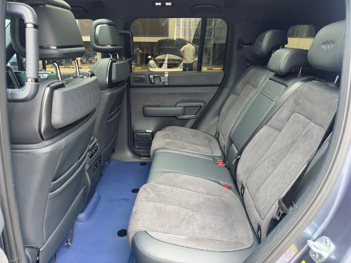 2023 FangChengBao Bao 5 1.5T 194HP L4 E-CVT PHEV 31.8KWH,autocango,china used car exporter,china ev exporter,chinese used car exporter,chinese used ev exporter