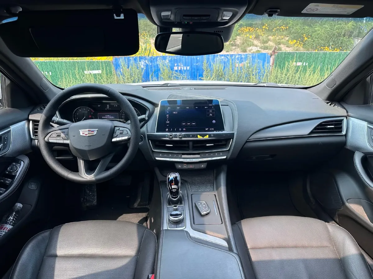 2021 Cadillac CT5 2.0T 237HP L4 10AT,autocango,china used car exporter,china ev exporter,chinese used car exporter,chinese used ev exporter