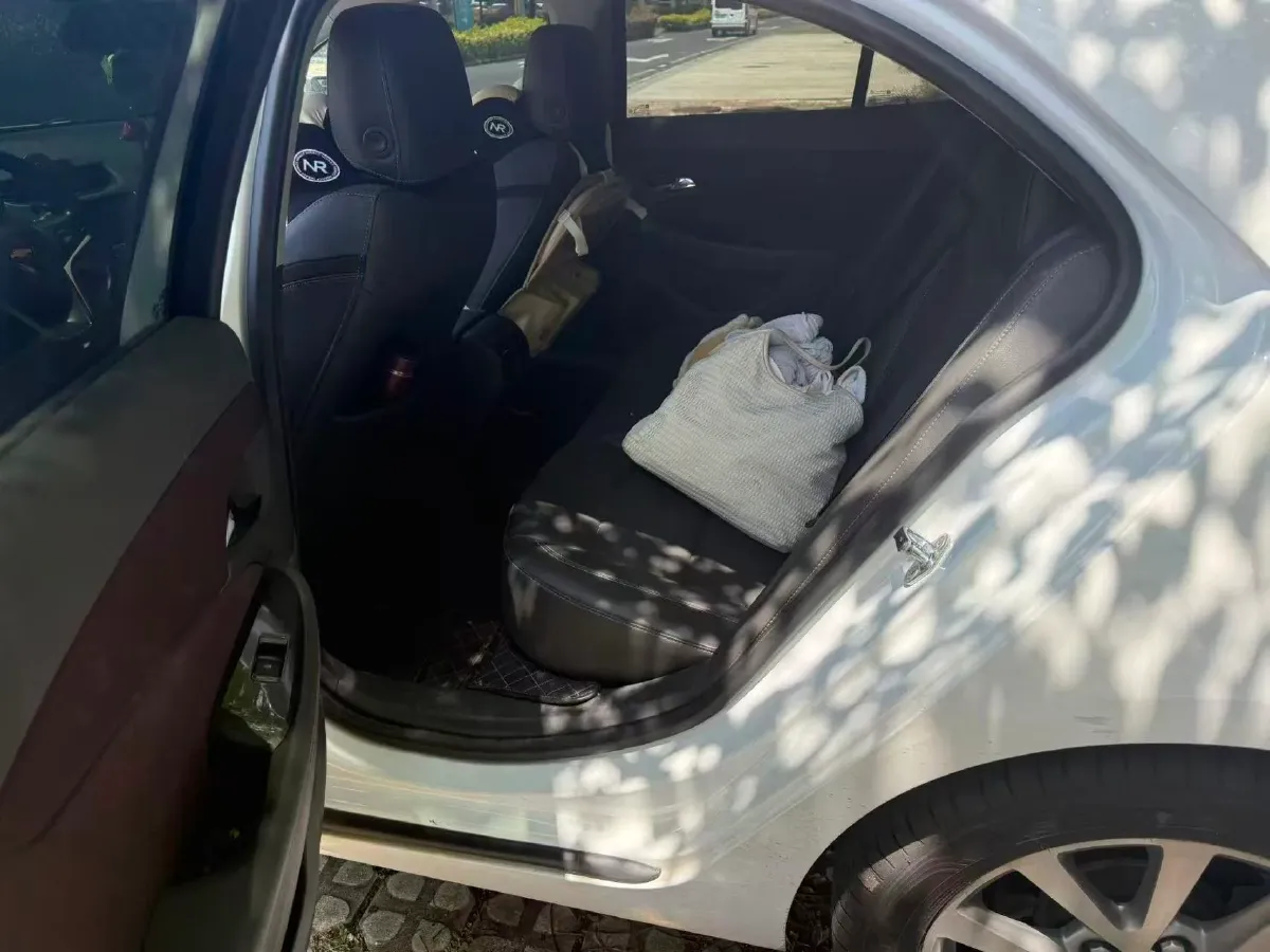 2018 Chevrolet Malibu 1.5T 170HP L4 6AT,autocango,china used car exporter,china ev exporter,chinese used car exporter,chinese used ev exporter