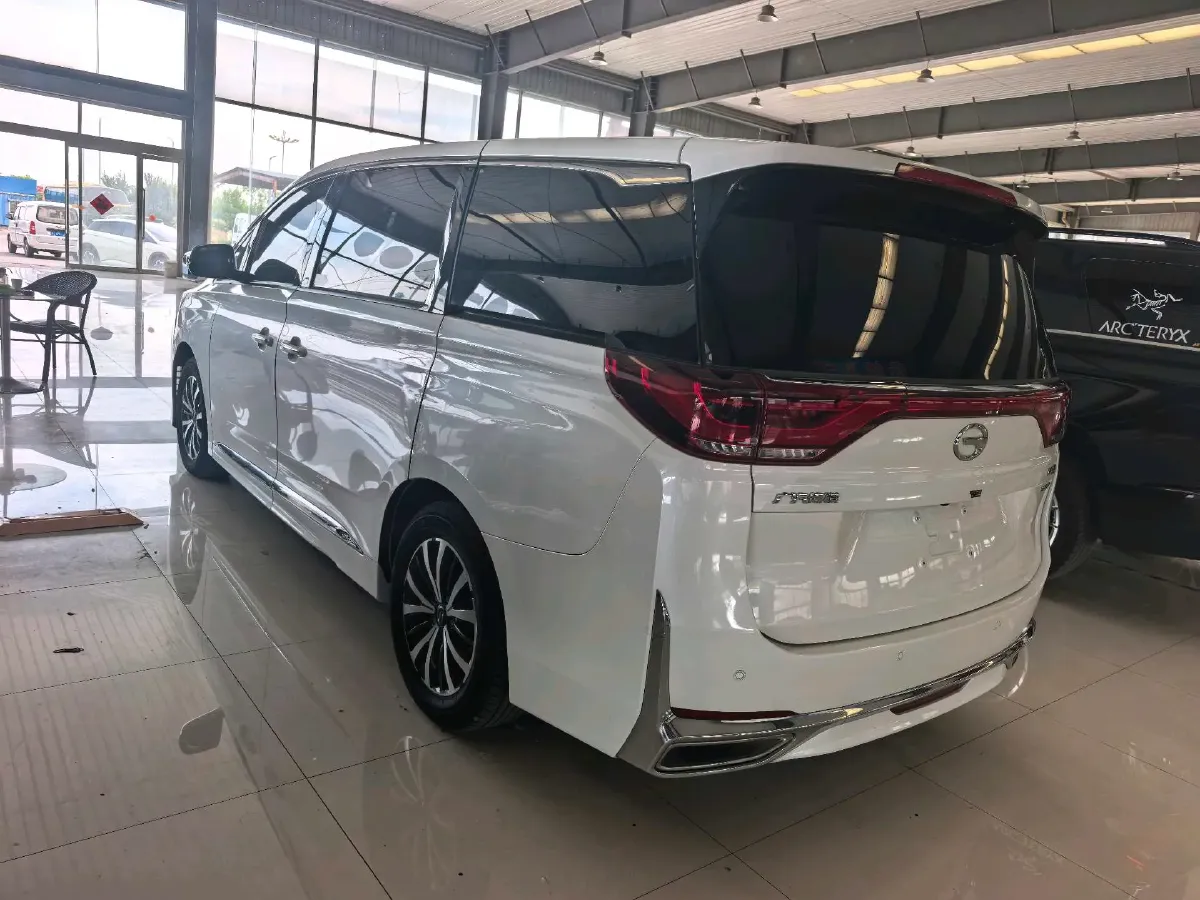 2021 GAC Trumpchi M8 2.0T 252HP L4 8AT,autocango,china used car exporter,china ev exporter,chinese used car exporter,chinese used ev exporter