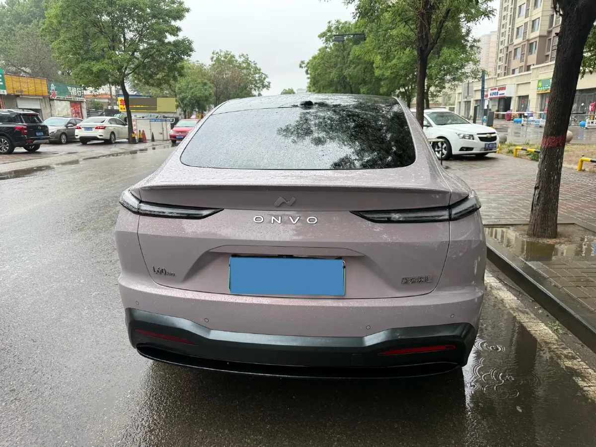 2024 ONVO L60 BEV 60KWH,autocango,china used car exporter,china ev exporter,chinese used car exporter,chinese used ev exporter