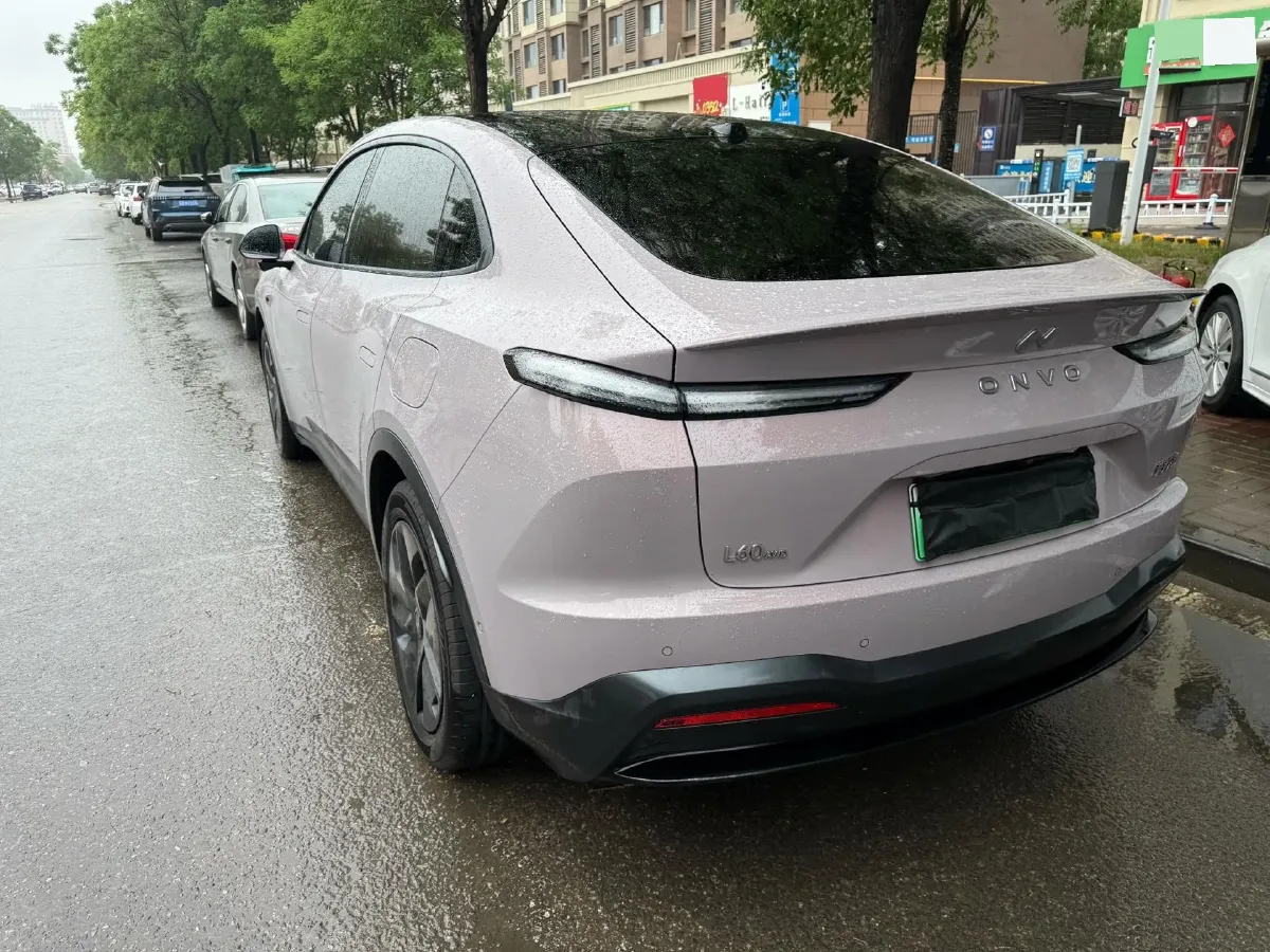 2024 ONVO L60 BEV 60KWH,autocango,china used car exporter,china ev exporter,chinese used car exporter,chinese used ev exporter
