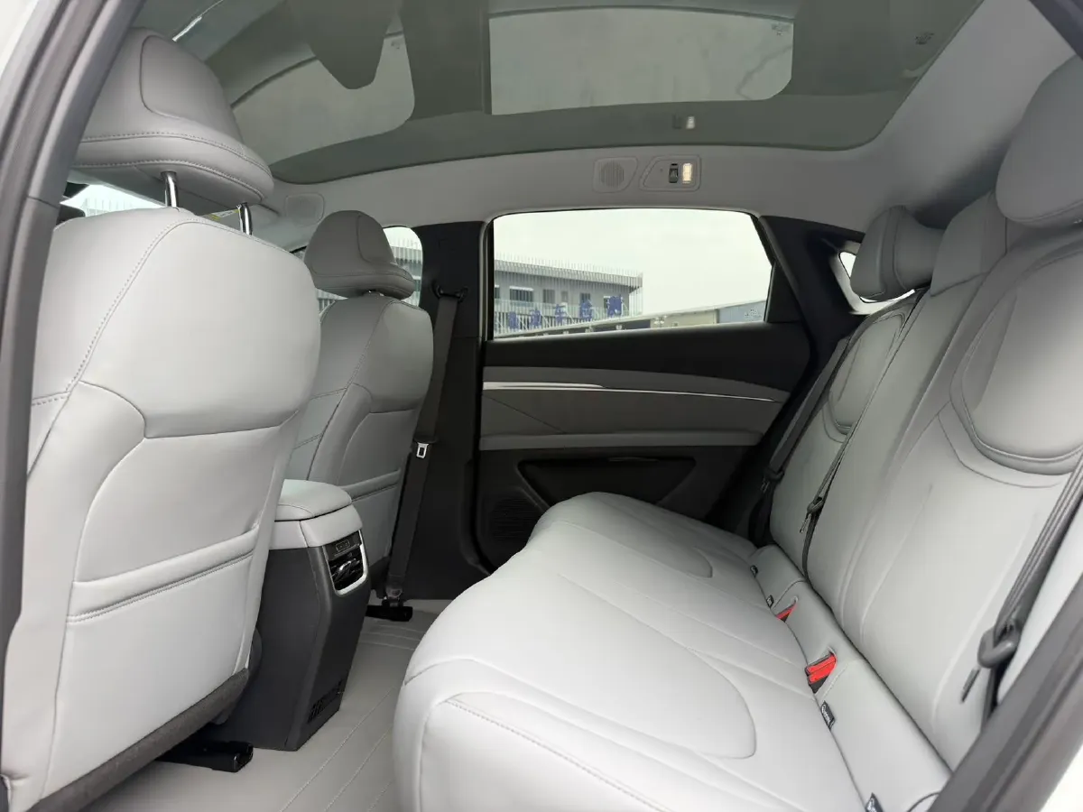 2024 Xpeng MONA M03 BEV 51.8KWH,autocango,china used car exporter,china ev exporter,chinese used car exporter,chinese used ev exporter