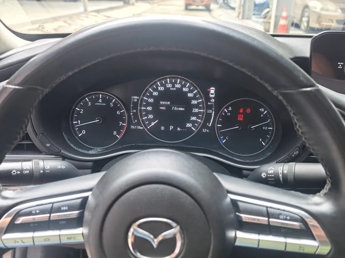 2021 Mazda 3 Axela 2.0L 158HP L4 6AT,autocango,china used car exporter,china ev exporter,chinese used car exporter,chinese used ev exporter