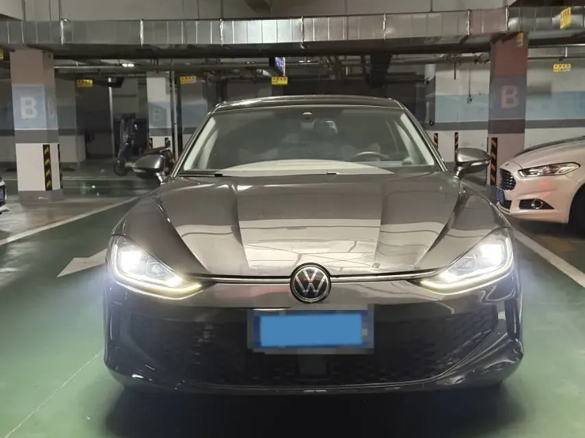 2023 Volkswagen Lamando 1.4T 150HP L4 7DCT,autocango,china used car exporter,china ev exporter,chinese used car exporter,chinese used ev exporter