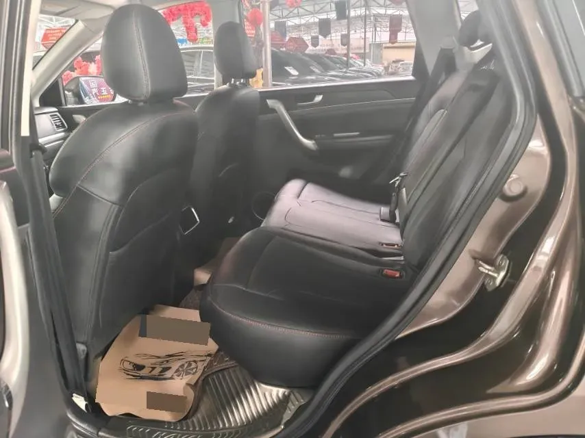 2017 Haval M6 1.5T 150HP L4 6AT,autocango,china used car exporter,china ev exporter,chinese used car exporter,chinese used ev exporter