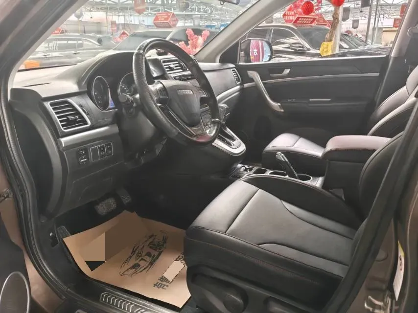 2017 Haval M6 1.5T 150HP L4 6AT,autocango,china used car exporter,china ev exporter,chinese used car exporter,chinese used ev exporter