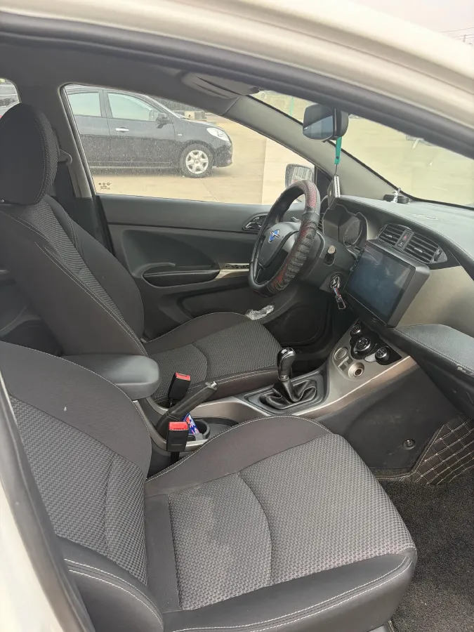 2017 HaiMa M3 1.5L 112HP L4 5MT,autocango,china used car exporter,china ev exporter,chinese used car exporter,chinese used ev exporter