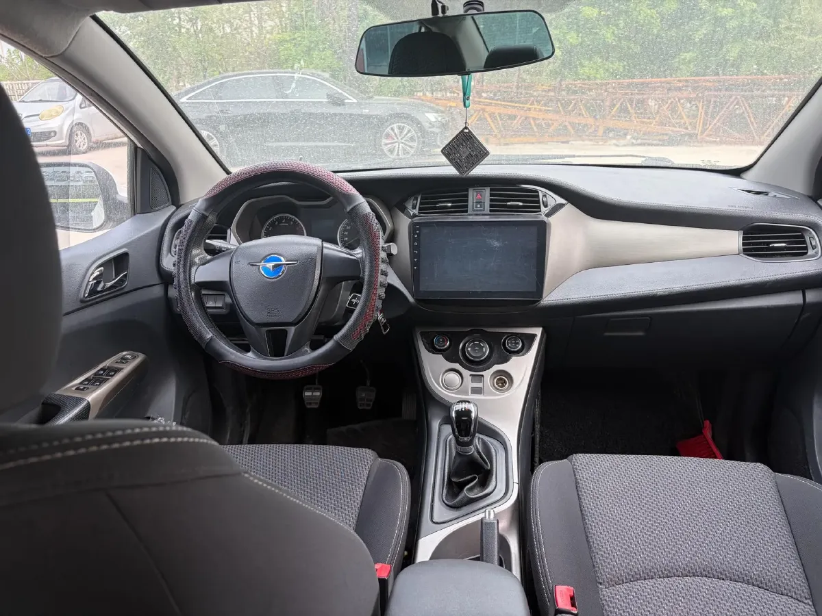 2017 HaiMa M3 1.5L 112HP L4 5MT,autocango,china used car exporter,china ev exporter,chinese used car exporter,chinese used ev exporter
