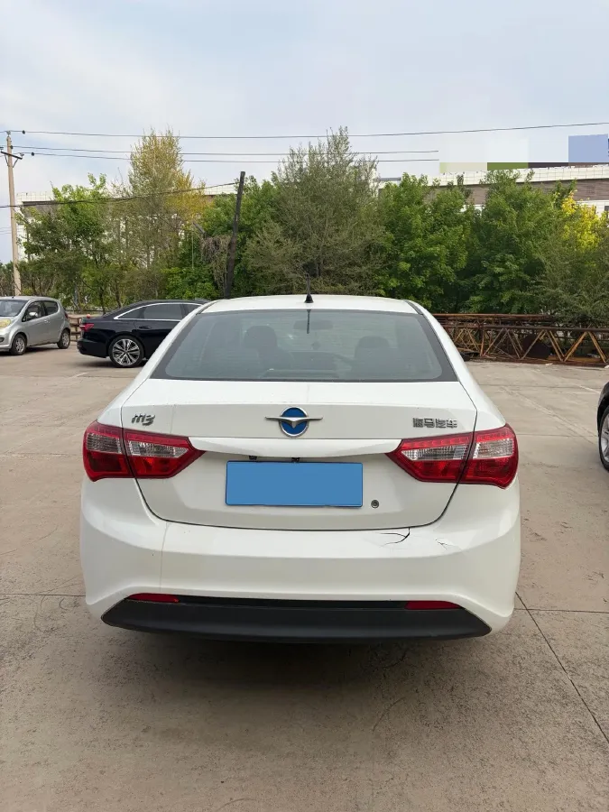 2017 HaiMa M3 1.5L 112HP L4 5MT,autocango,china used car exporter,china ev exporter,chinese used car exporter,chinese used ev exporter