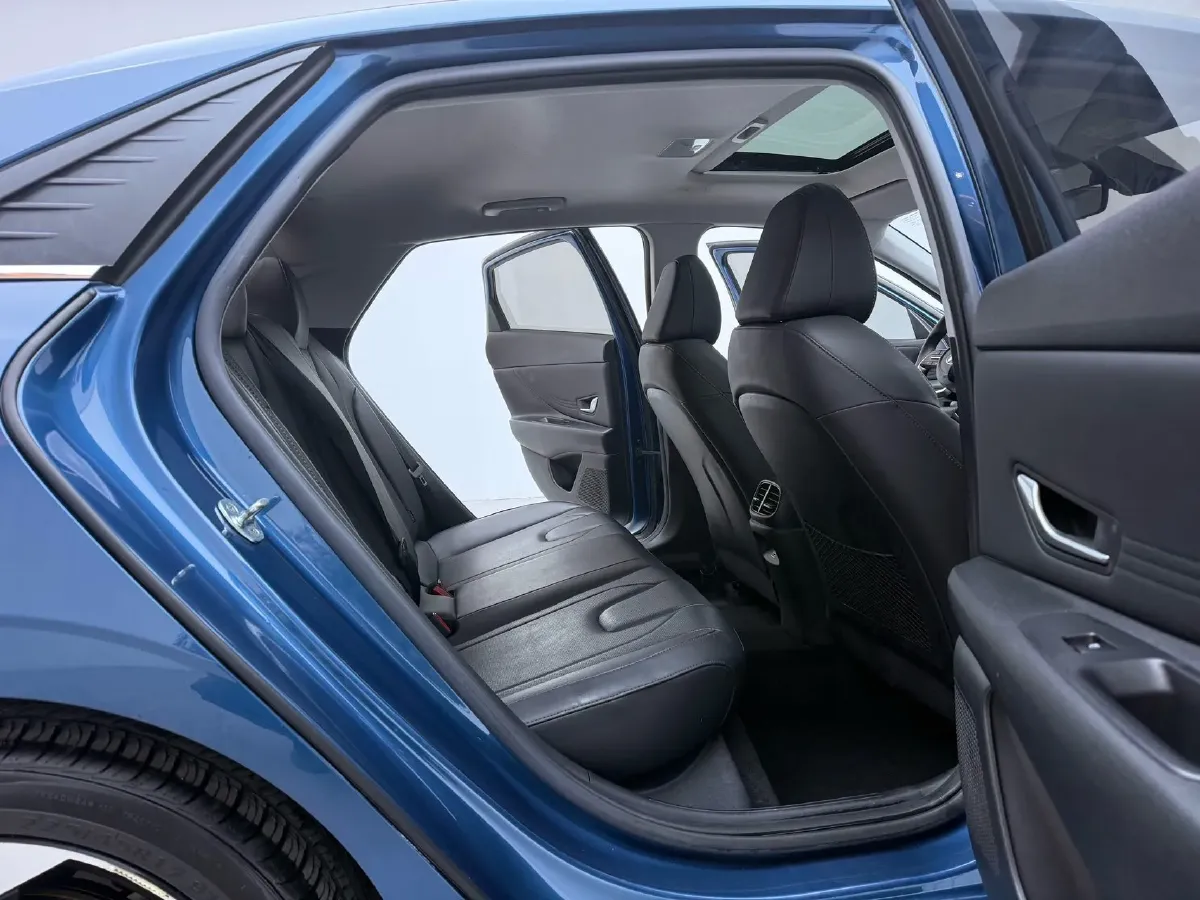 2022 Hyundai Elantra 1.5L 115HP L4 CVT,autocango,china used car exporter,china ev exporter,chinese used car exporter,chinese used ev exporter