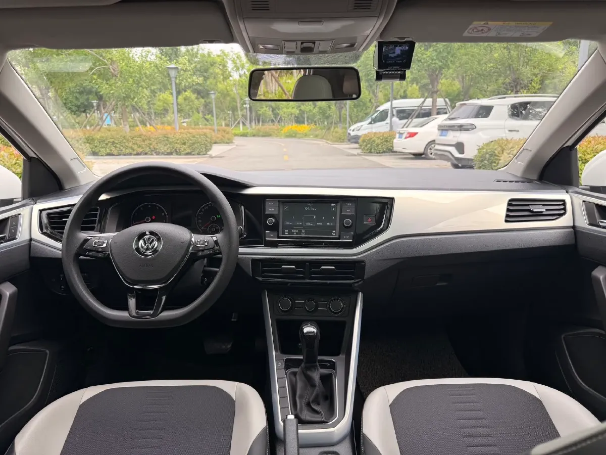 2019 Volkswagen Polo 1.5L 113HP L4 6AT,autocango,china used car exporter,china ev exporter,chinese used car exporter,chinese used ev exporter