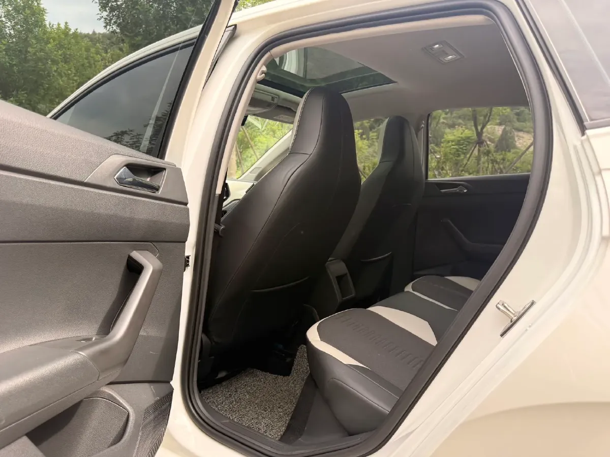 2019 Volkswagen Polo 1.5L 113HP L4 6AT,autocango,china used car exporter,china ev exporter,chinese used car exporter,chinese used ev exporter