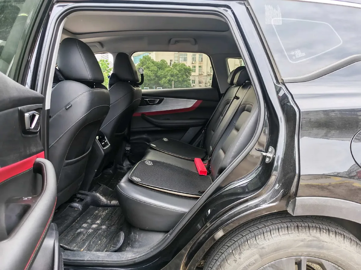 2022 Chery Tiggo 7 1.6T 197HP L4 7DCT,autocango,china used car exporter,china ev exporter,chinese used car exporter,chinese used ev exporter