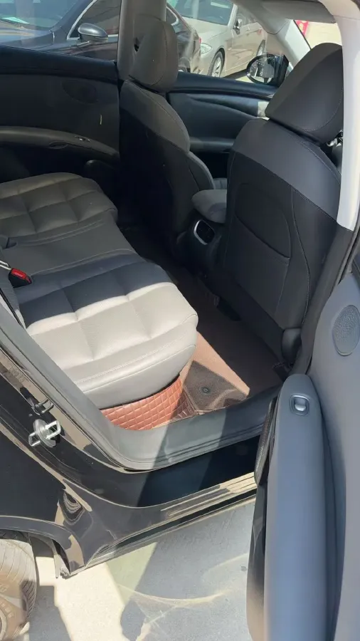 2023 IM LS6 BEV 100KWH,autocango,china used car exporter,china ev exporter,chinese used car exporter,chinese used ev exporter
