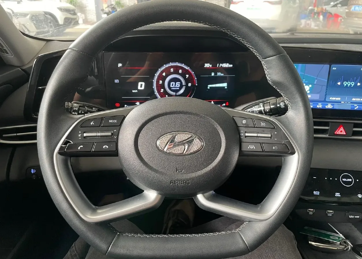 2022 Hyundai Elantra 1.5L 115HP L4 CVT,autocango,china used car exporter,china ev exporter,chinese used car exporter,chinese used ev exporter