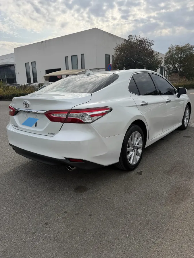 2021 Toyota Camry 2.0L 178HP L4 CVT,autocango,china used car exporter,china ev exporter,chinese used car exporter,chinese used ev exporter
