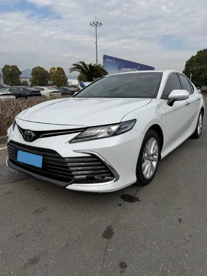 2021 Toyota Camry 2.0L 178HP L4 CVT,autocango,china used car exporter,china ev exporter,chinese used car exporter,chinese used ev exporter