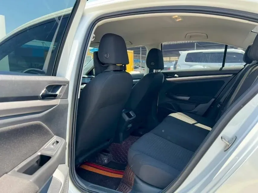 2021 Volkswagen Bora 1.5L 113HP L4 6AT,autocango,china used car exporter,china ev exporter,chinese used car exporter,chinese used ev exporter