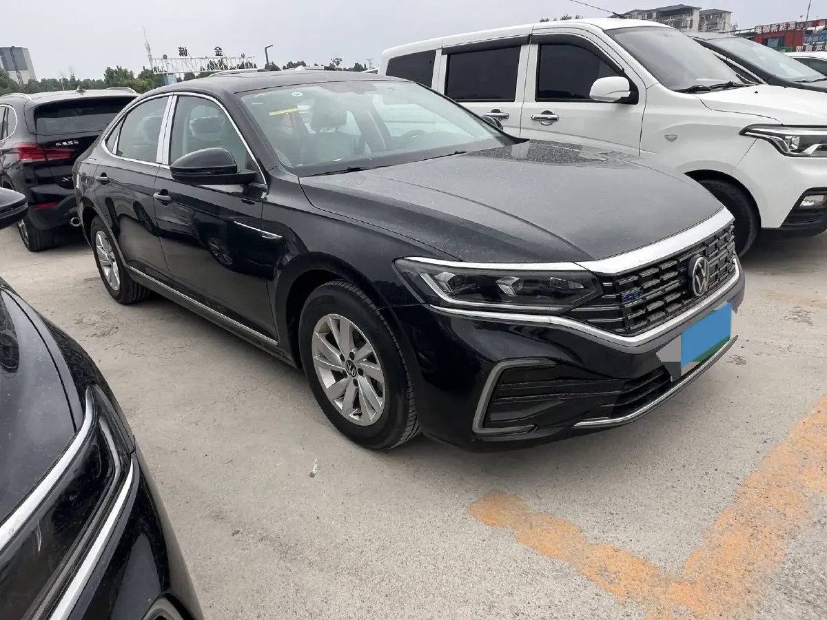 2025 Volkswagen Passat 1.4T 150HP L4 6DCT PHEV,autocango,china used car exporter,china ev exporter,chinese used car exporter,chinese used ev exporter