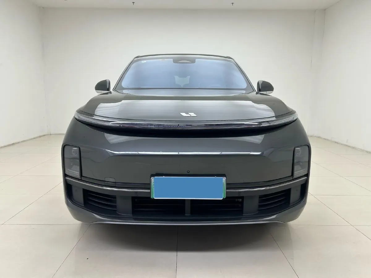 2023 Li L8 Range Extended 154HP REEV 40.9KWH,autocango,china used car exporter,china ev exporter,chinese used car exporter,chinese used ev exporter