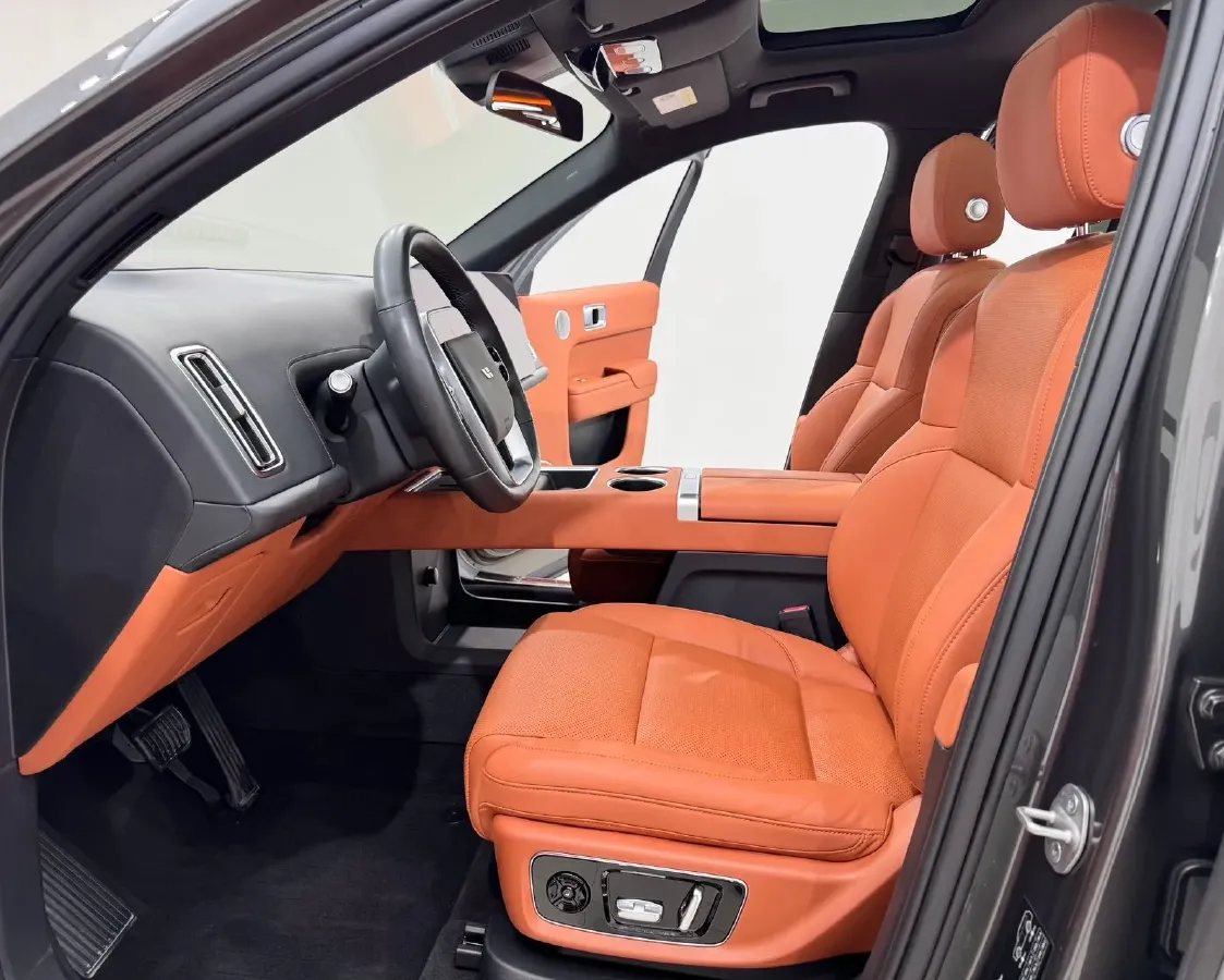 2023 Li L8 Range Extended 154HP REEV 40.9KWH,autocango,china used car exporter,china ev exporter,chinese used car exporter,chinese used ev exporter